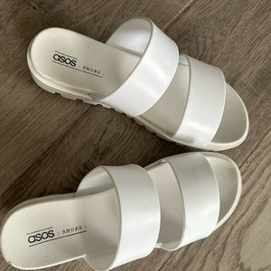 ASOS WHITE SANDALS